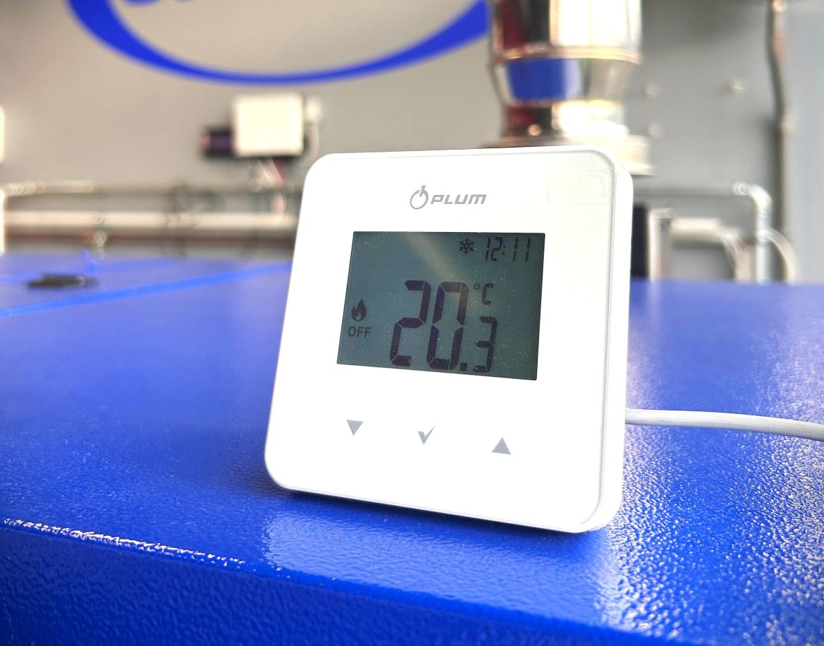 EsterX40 Filaire – Thermostat d’ambiance Grant